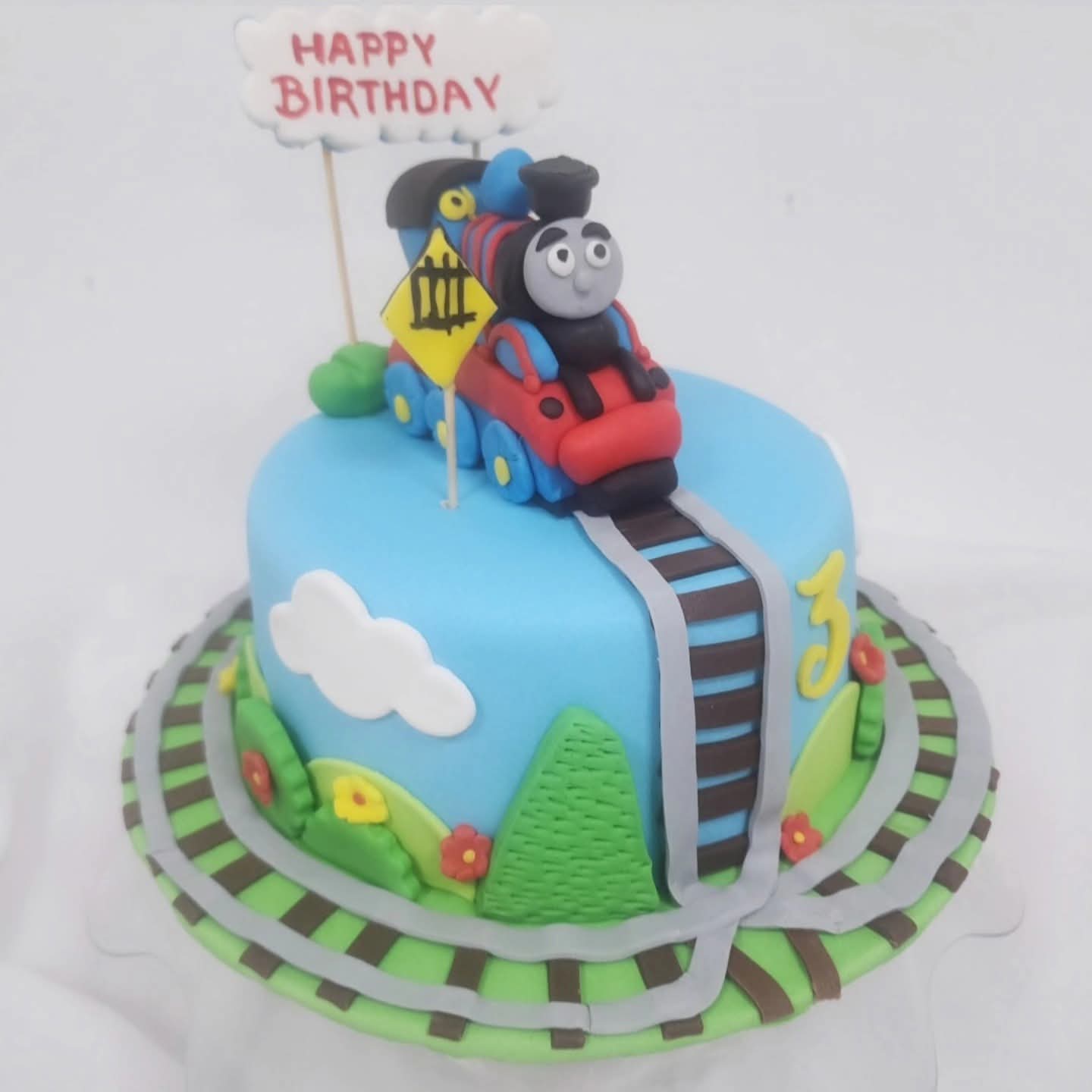 Torta Ditëlindje me Tren - Torte për Fëmijë | Tortelinda Tortë ditëlindje me dizajn treni për fëmijë