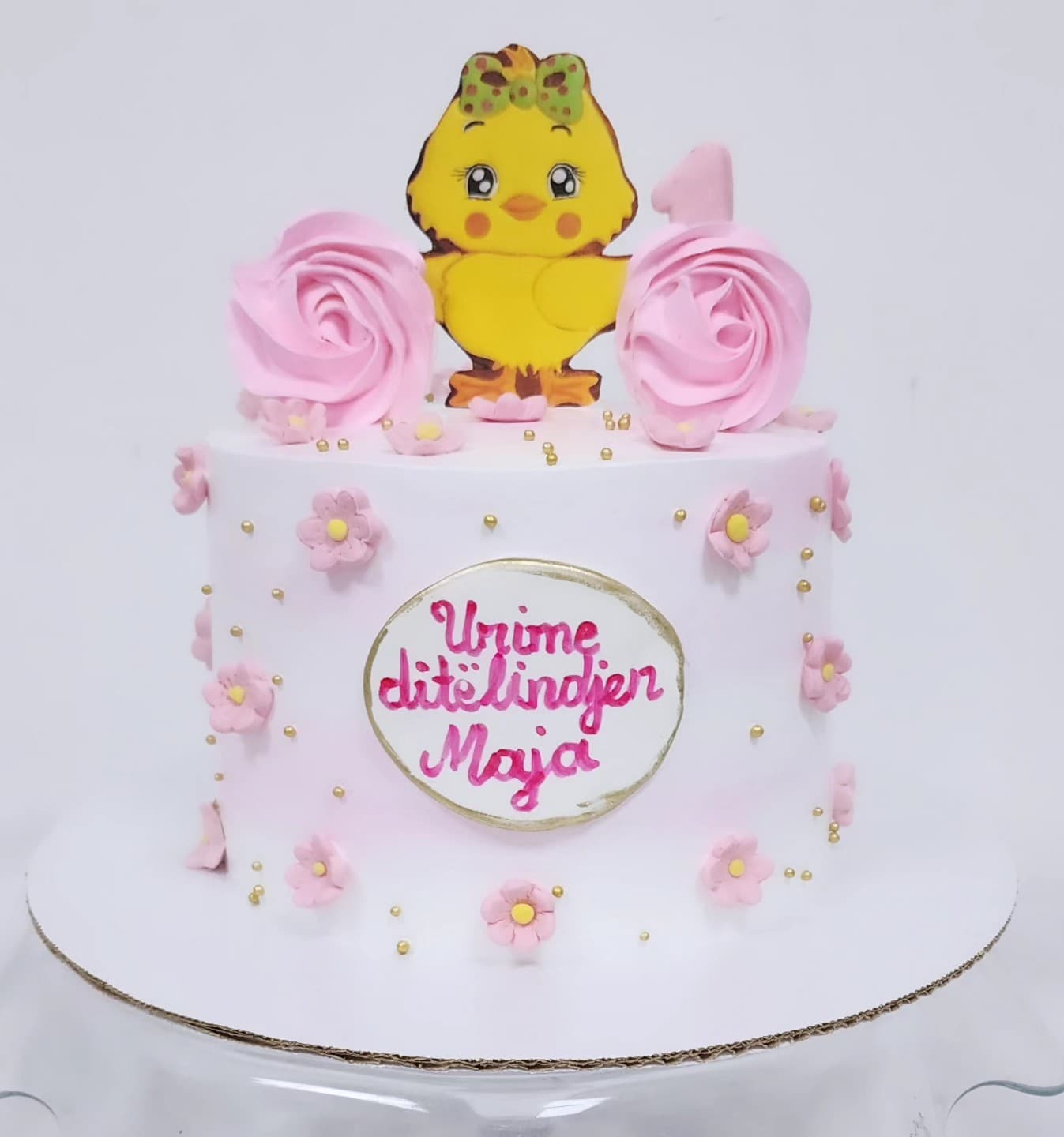 Torte Ditëlindje me zogj dhe lule - Torte për Fëmijë | Tortelinda Torte ditëlindje me dizajn zogj dhe lule rozë